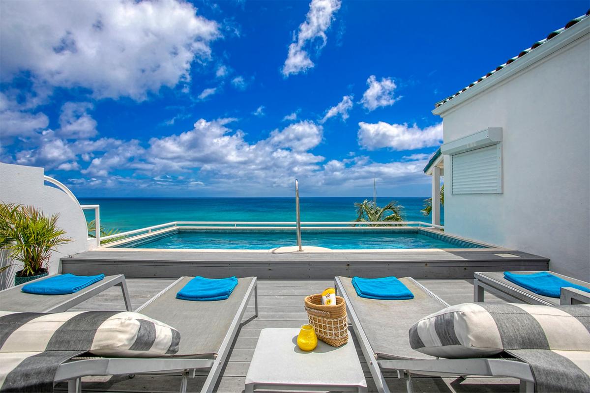 Villa rental St Martin - Pool with sea view